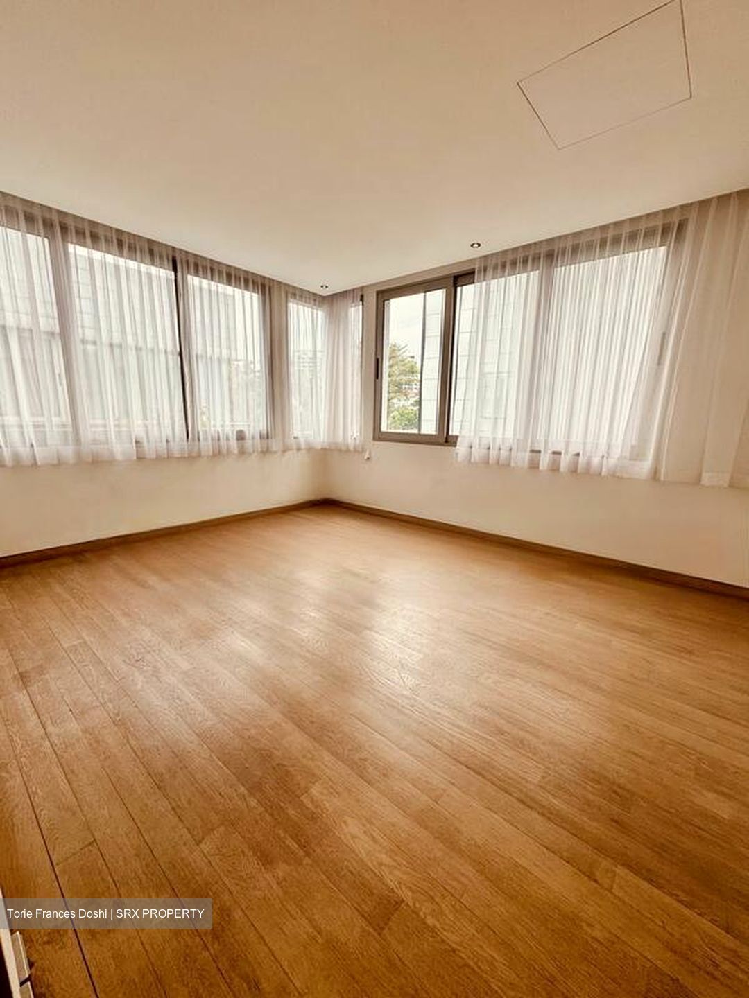 Stevens Road (D10), Terrace #466622571